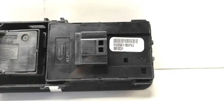 Land Rover Discovery 3 - LR3 (2004 - 2009) YUD501080 Блок кнопок стеклоподъемников — фото 4