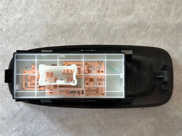 Renault Kadjar (2015 - 2018) 809616626R Кнопка стеклоподъемников — фото 2