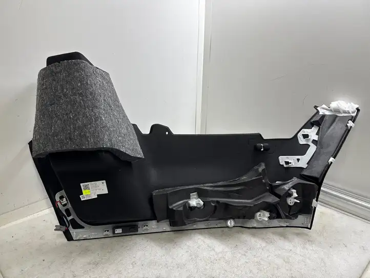 Tesla Model Y (2019 - 2024) 162220700B Боковая обшивка багажника — фото 13