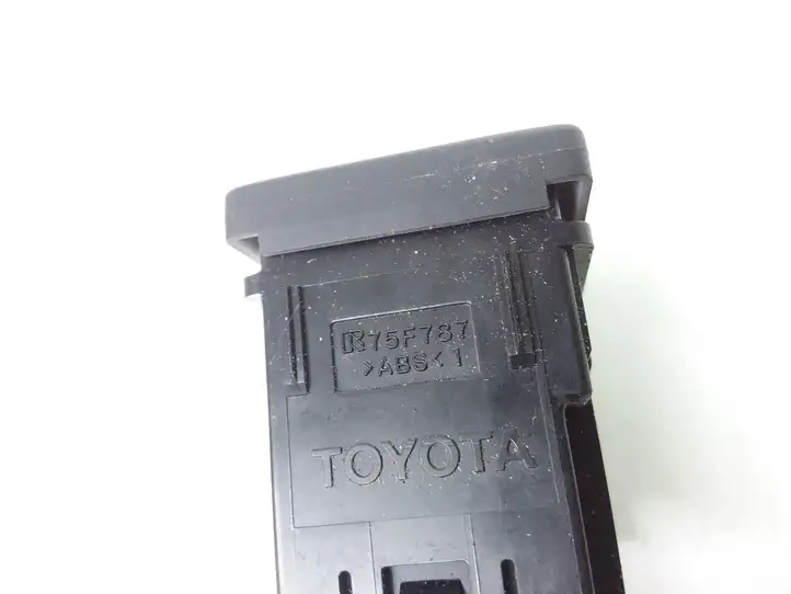 Toyota RAV 4 (XA40) (2012 - 2018) 75F787 Другие включатели / ручки/ переключатели — фото 3