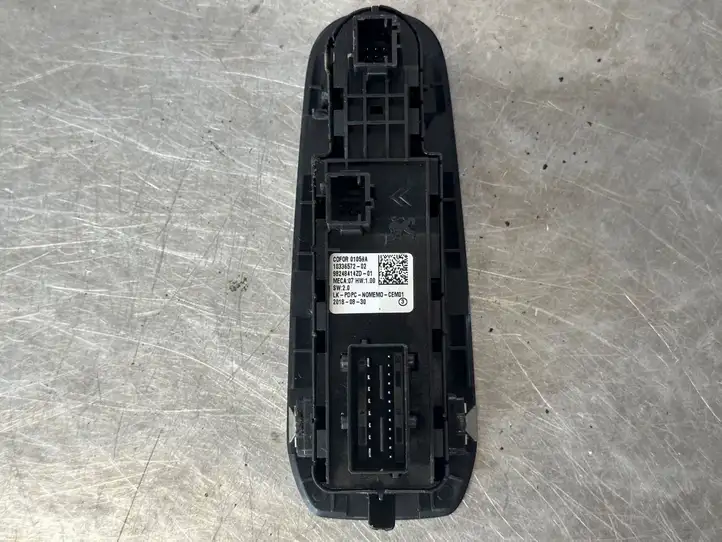 Peugeot 308 (2013 - 2021) 98248414ZD Блок кнопок стеклоподъемников — фото 1