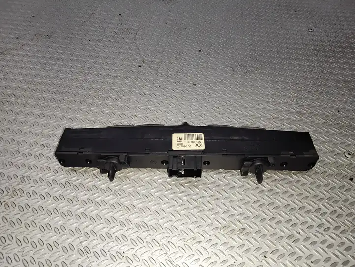 Opel Zafira B (2003 - 2006) 13100109 Включатель аварийных фонарей — фото 2