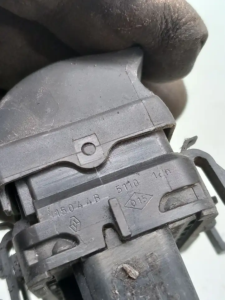 Renault Scenic II - Grand scenic II (2003 - 2006) 15044B Блок кнопок стеклоподъемников — фото 4
