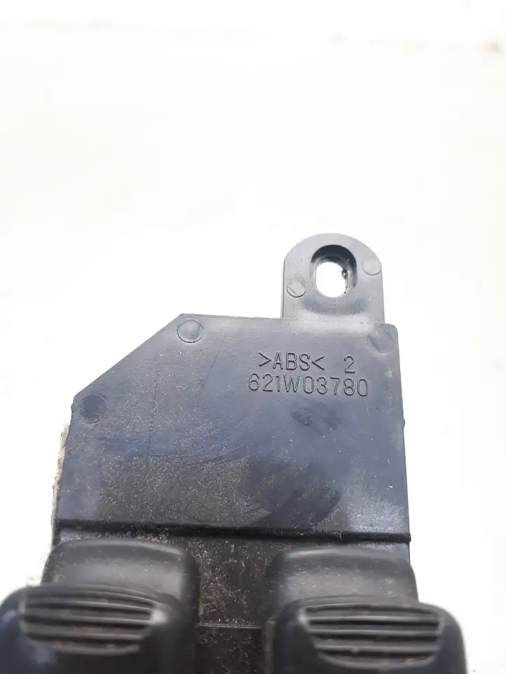 Hyundai Santa Fe (2000 - 2005) 9357026100 Кнопка стеклоподъемников — фото 3
