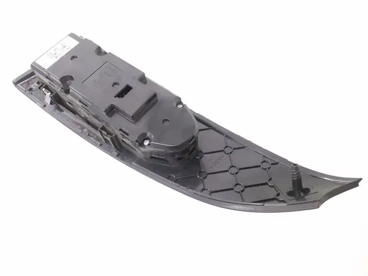 BMW 5 E60 E61 (2004 - 2010) 6951904 Кнопка стеклоподъемников — фото 3