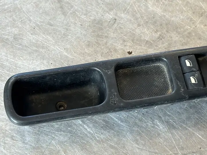 Peugeot 307 (2005 - 2008) 96351622XT Блок кнопок стеклоподъемников — фото 3