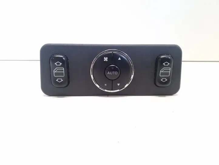 Mercedes-Benz ML W163 (1997 - 2005) A1638200326 Блок кнопок стеклоподъемников — фото 1