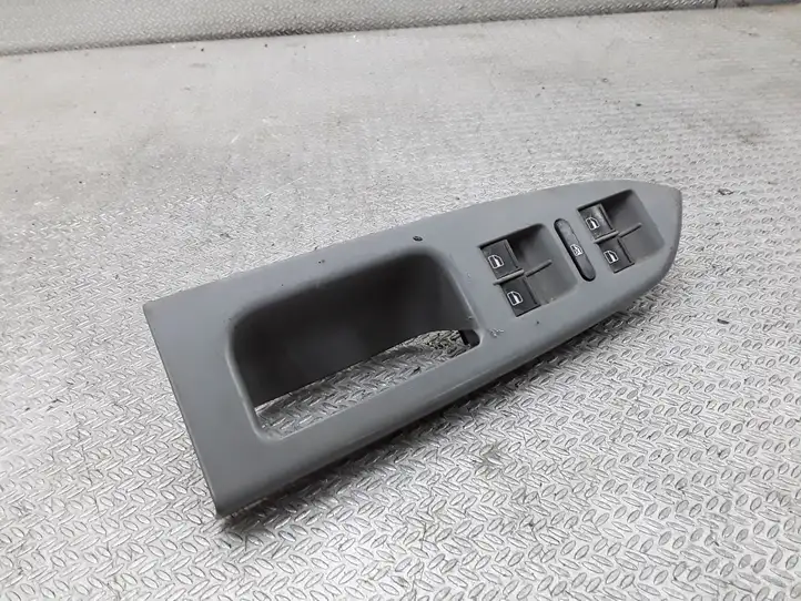 Volkswagen Touran I (2003 - 2010) 1K4959857A Блок кнопок стеклоподъемников — фото 1