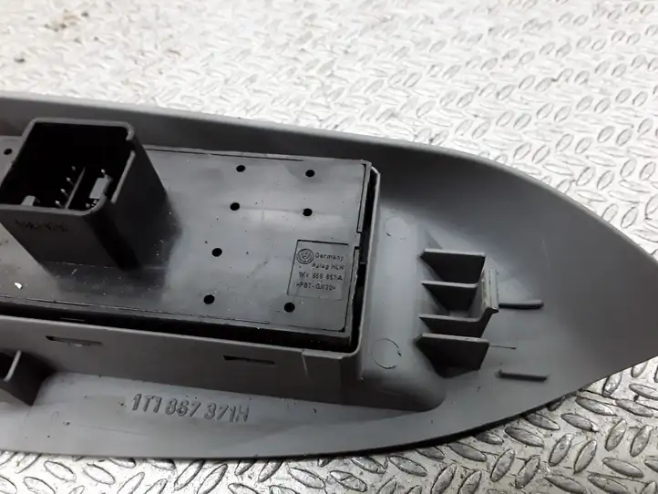 Volkswagen Touran I (2003 - 2010) 1K4959857A Блок кнопок стеклоподъемников — фото 2