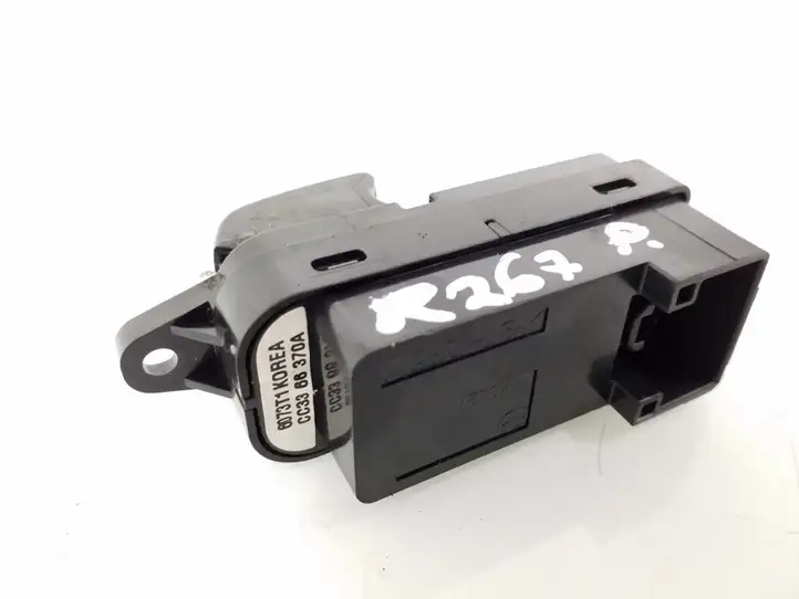 Mazda 5 (2005 - 2010) CC3366370A Кнопка стеклоподъемников — фото 2