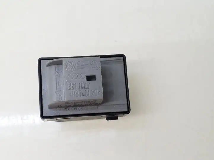 Audi A4 S4 B8 8K (2007 - 2011) 8K0959855A Кнопка стеклоподъемников — фото 6