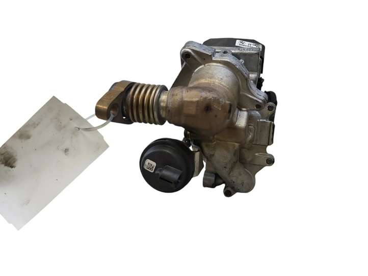 BMW 1 F20 F21 (2011 - 2019)  7822350 Клапан EGR