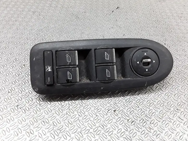 Ford C-MAX I (2007 - 2010) 8M5T14A132AC Кнопка стеклоподъемников — фото 1