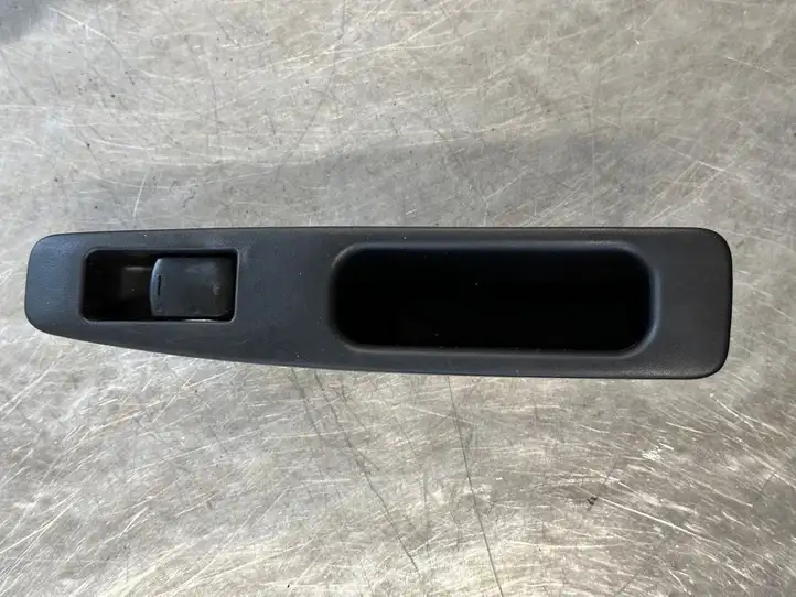 Nissan Qashqai (2006 - 2010) 25411BR00A Кнопка стеклоподъемников — фото 1