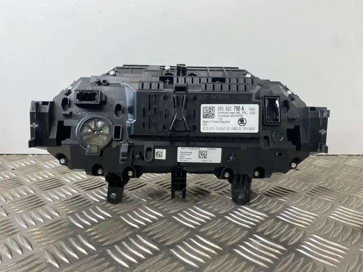Skoda Kodiaq (2017 - )  565920790A Спидометр (приборный щиток)