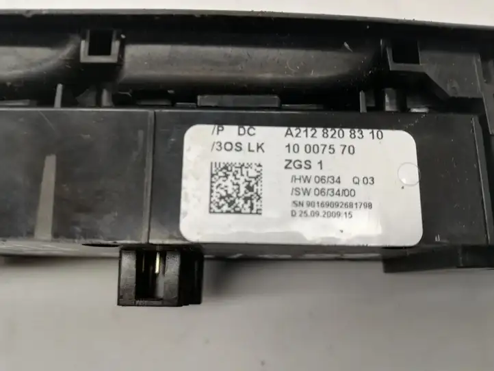 Mercedes-Benz C W204 (2007 - 2014) A2128208310 Блок кнопок стеклоподъемников — фото 3
