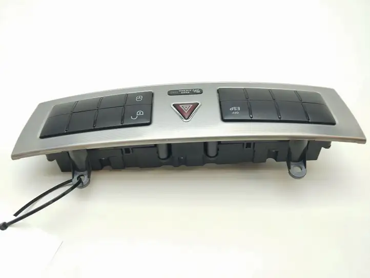 Mercedes-Benz C W203 (2000 - 2007) 2038702510 Другие включатели / ручки/ переключатели — фото 5