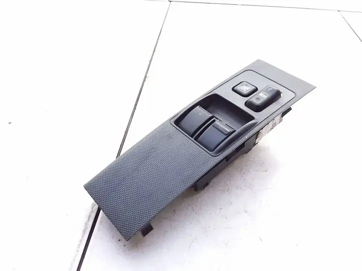 Toyota Corolla Verso E121 (2004 - 2007) 742310F020 Блок кнопок стеклоподъемников — фото 1