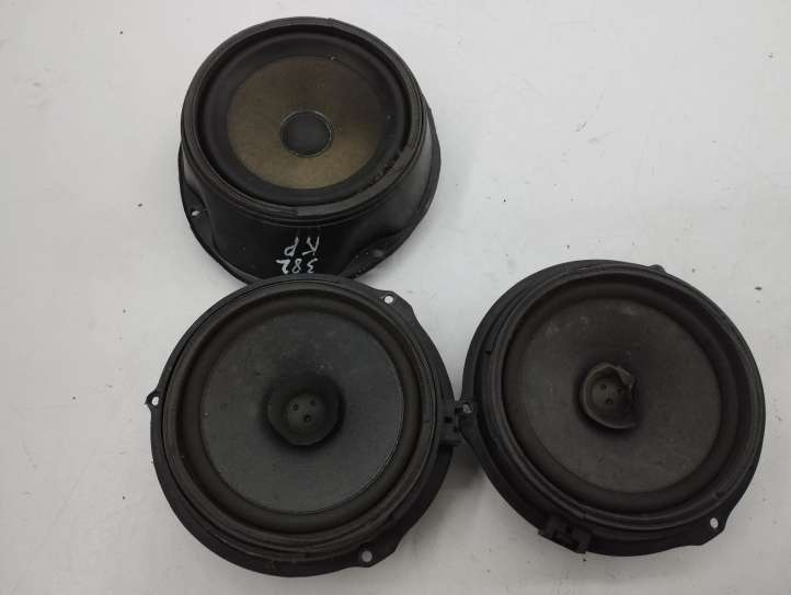 3M5T18808CD Ford Focus Garso sistemos komplektas