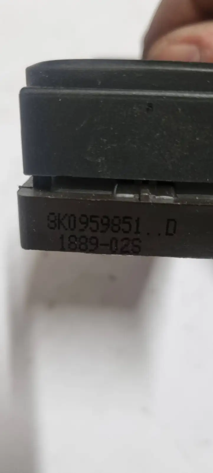 Audi A4 S4 B8 8K (2007 - 2011) 8K0959851D Кнопка стеклоподъемников — фото 2