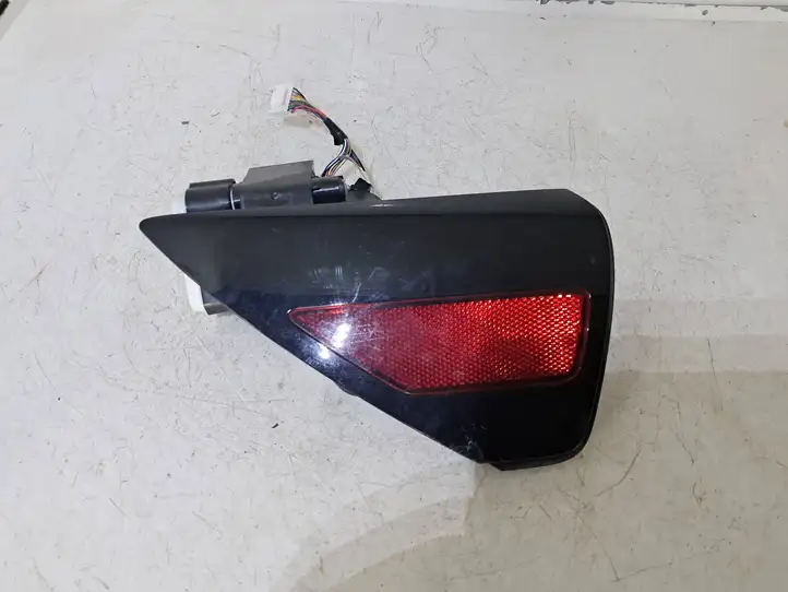 Tesla Model Y (2019 - 2024) 147660800D Крышка зарядного разъема — фото 1