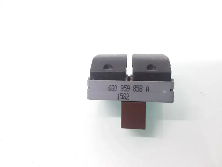 Seat Ibiza III (6L) (2002 - 2008) 6Q0959858A Блок кнопок стеклоподъемников — фото 2