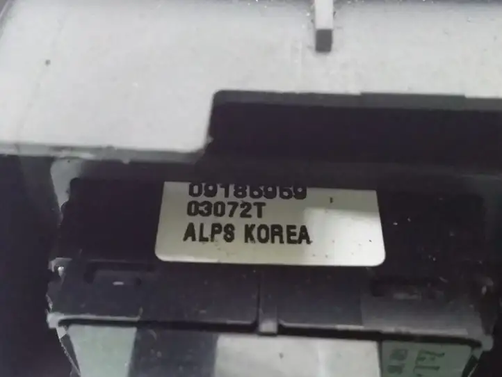 Opel Vectra C (2002 - 2005) 09185959 Блок кнопок стеклоподъемников — фото 6