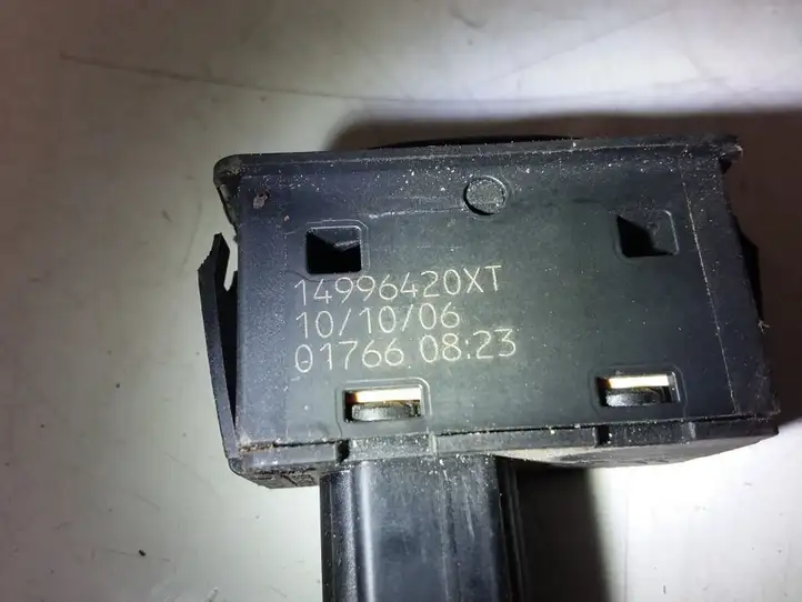 Peugeot 807 (2002 - 2011) 14996420XT Блок кнопок стеклоподъемников — фото 3