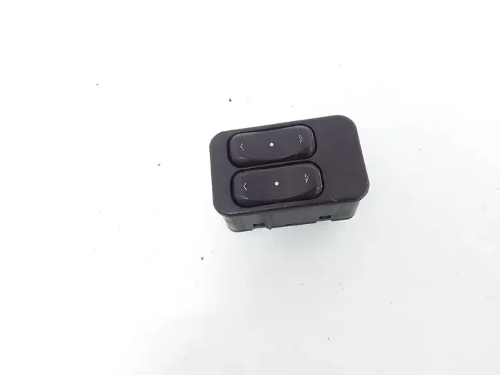 Opel Astra G (1998 - 2004) 90561088 Блок кнопок стеклоподъемников — фото 1