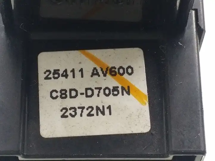 Nissan Primera (2001 - 2008) 25411AV600 Блок кнопок стеклоподъемников — фото 4