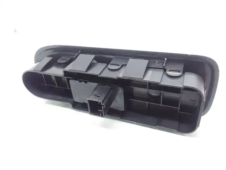 Peugeot 308 (2007 - 2013) 96565184 Кнопка стеклоподъемников — фото 2