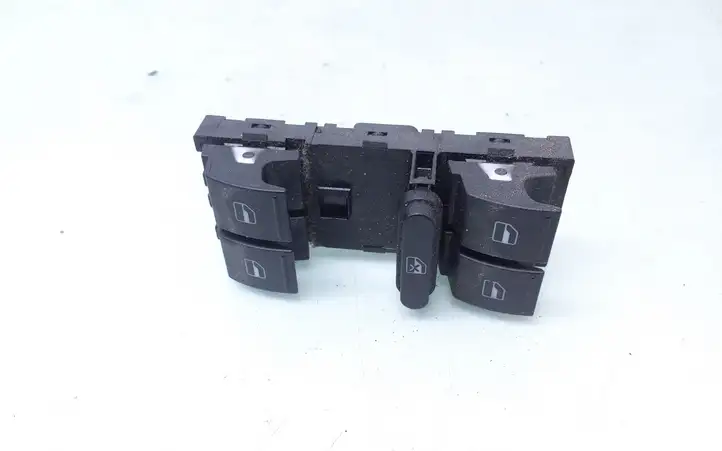 Volkswagen Golf V (2003 - 2009)  1K4959857B Кнопка стеклоподъемников