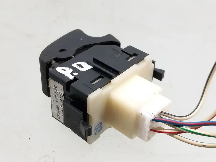 Toyota Avensis T250 (2006 - 2009) 8481005050 Блок кнопок стеклоподъемников — фото 2