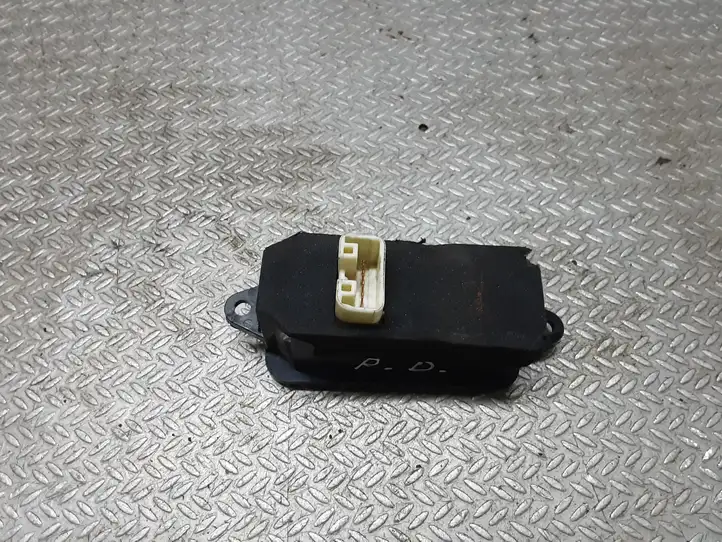 Subaru Outback (2007 - 2009) Кнопка стеклоподъемников — фото 2
