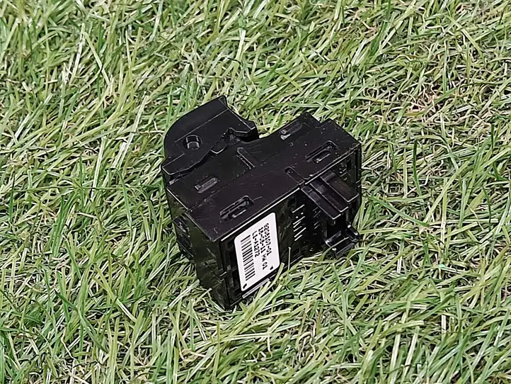 BMW 3 F30 F35 F31 (2012 - 2018) 9208107 Блок кнопок стеклоподъемников — фото 3
