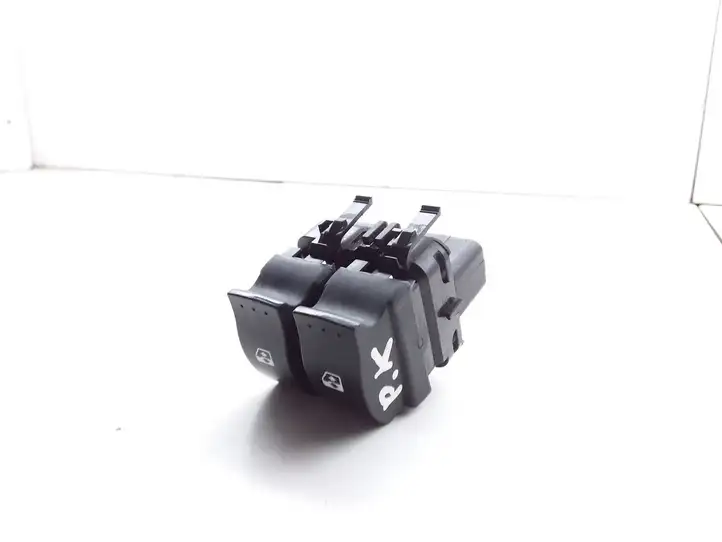 Renault Clio II (2001 - 2005) 060045A Кнопка стеклоподъемников — фото 2