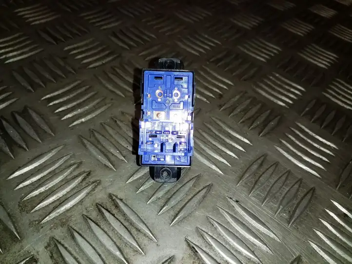 Kia Rio 935751W010 Кнопка стеклоподъемников — фото 2