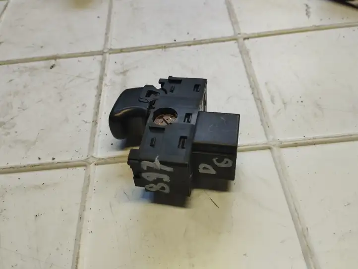 Volvo S60 (2000 - 2004) 8685288 Кнопка стеклоподъемников — фото 4