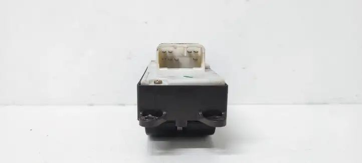 Toyota Yaris (1999 - 2003) 0115Y33 Блок кнопок стеклоподъемников — фото 5