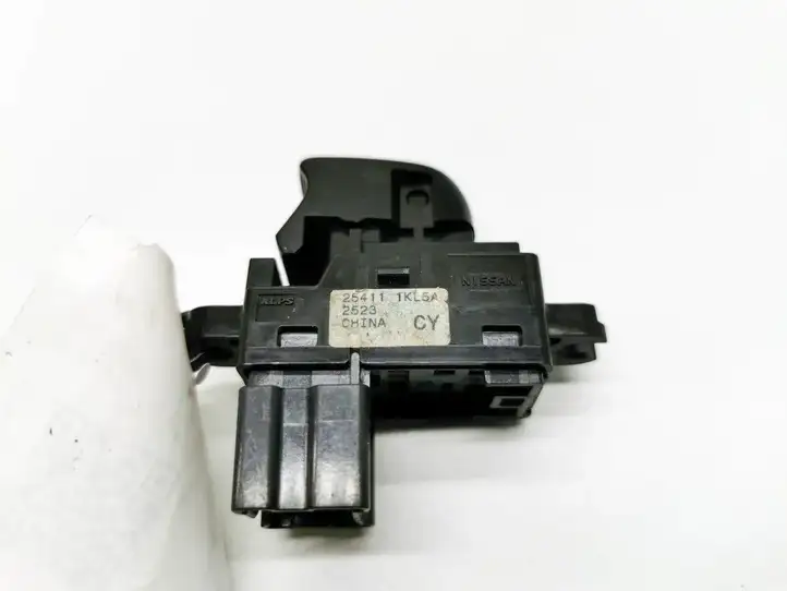 Nissan Leaf I (ZE0) (2010 - 2017) 254111KL5A Блок кнопок стеклоподъемников — фото 3