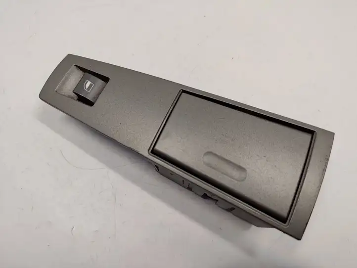 BMW 7 E65 E66 (2001 - 2008) 8379597 Кнопка стеклоподъемников — фото 1