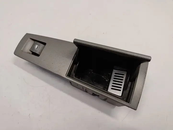 BMW 7 E65 E66 (2001 - 2008) 8379597 Кнопка стеклоподъемников — фото 4