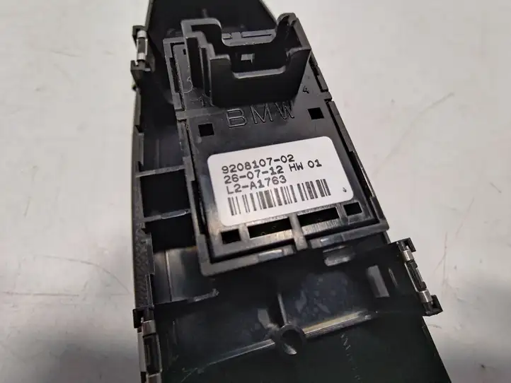 BMW 3 F30 F35 F31 (2012 - 2018) 9208107 Блок кнопок стеклоподъемников — фото 3