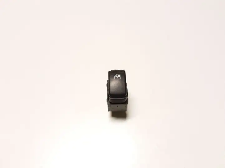 Kia Sportage (2004 - 2008) Кнопка стеклоподъемников — фото 1