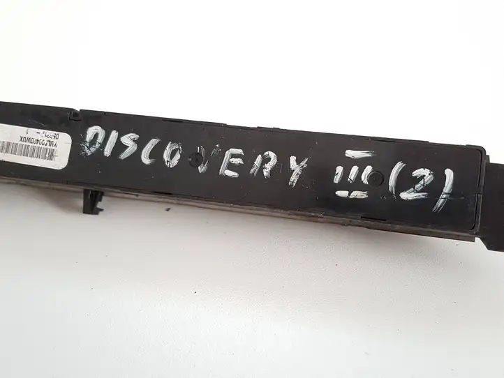 Land Rover Discovery 3 - LR3 (2004 - 2009) YUL500400WUX Другие включатели / ручки/ переключатели — фото 2