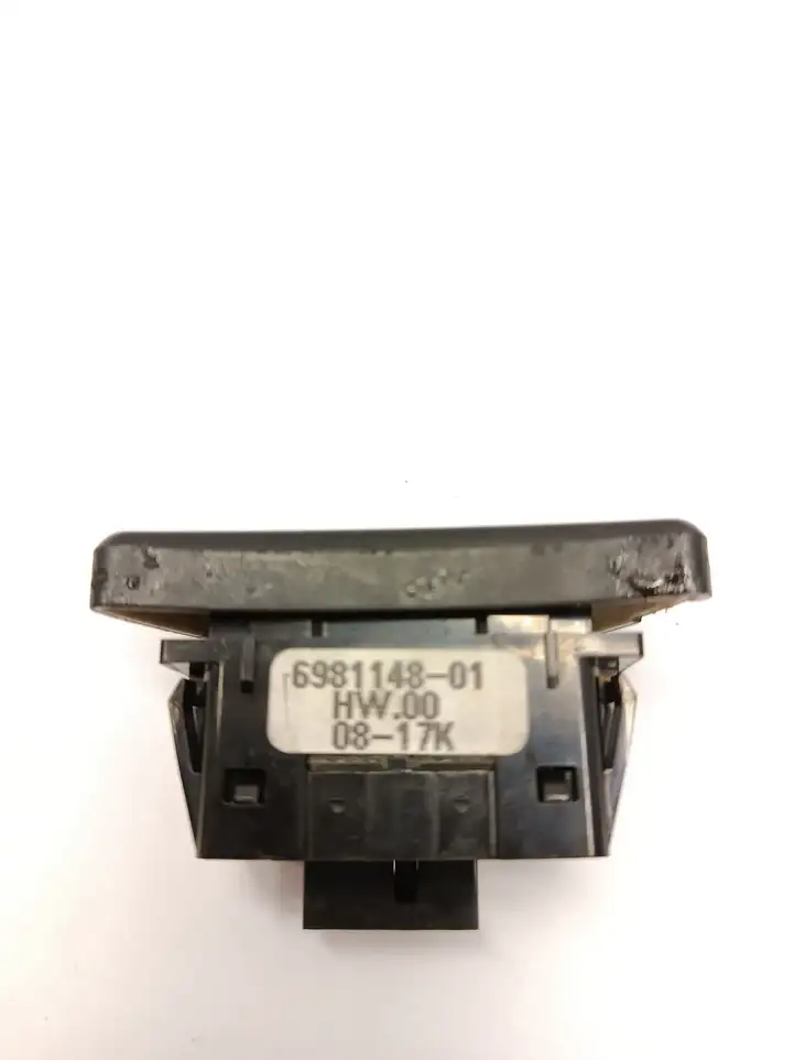 BMW 5 E60 E61 (2004 - 2010) 968114801 Другие включатели / ручки/ переключатели — фото 3