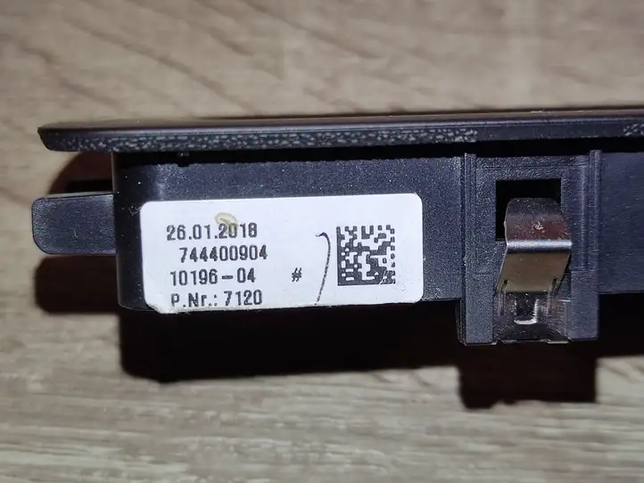 BMW 2 F22 F23 (2017 - ) 7444008 Блок кнопок стеклоподъемников — фото 4