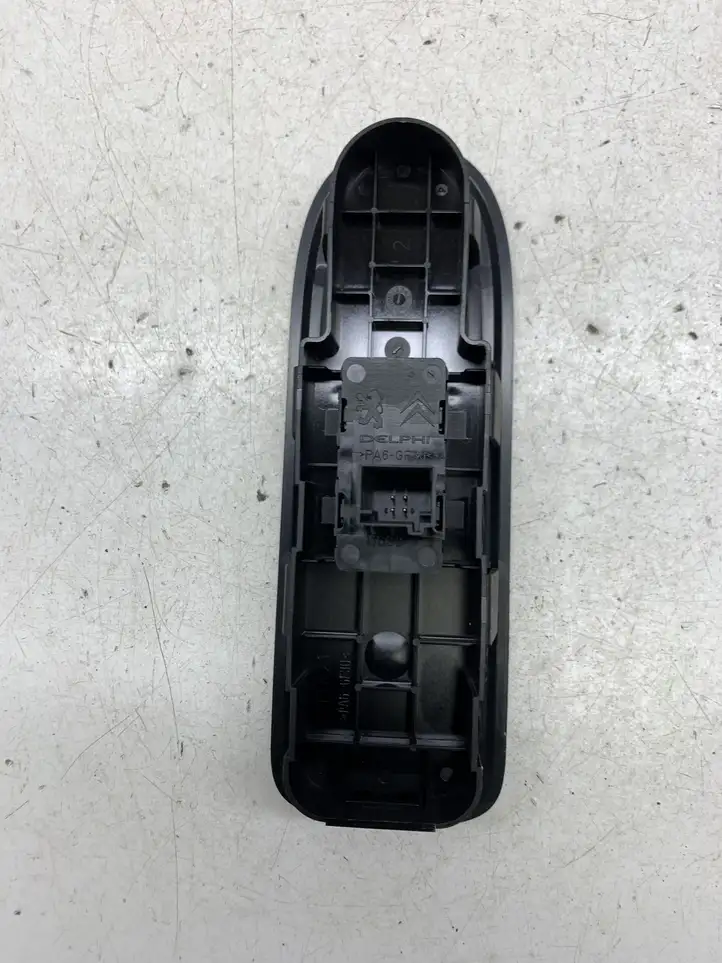 Peugeot 308 (2007 - 2013) 96565184XT Кнопка стеклоподъемников — фото 3