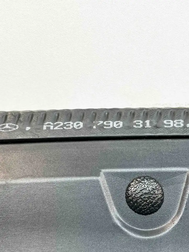 Mercedes-Benz SL R230 (2001 - 2012) A2307903198 Заднее стекло — фото 10