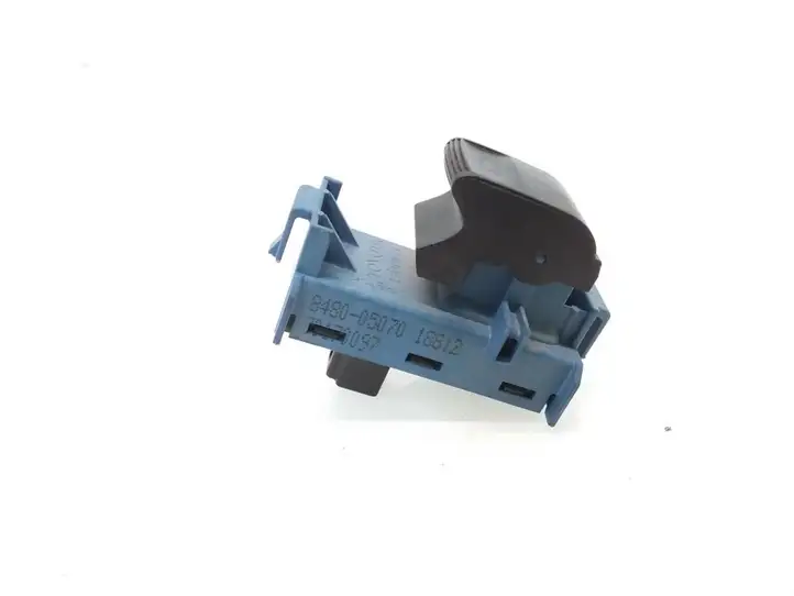 Toyota Avensis T270 (2009 - 2012) 8481005070 Блок кнопок стеклоподъемников — фото 1